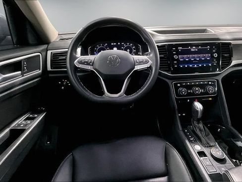 Used 2023 Volkswagen Atlas SE AWD/4WD image 9
