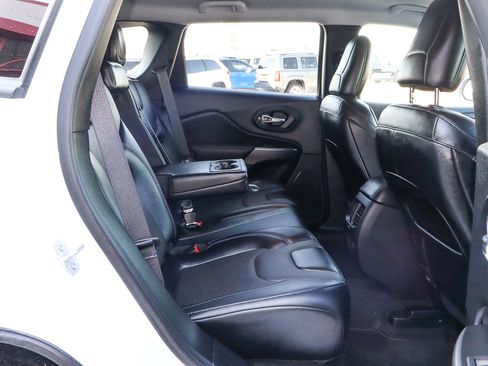 Used 2022 Jeep Cherokee Latitude Lux image 23