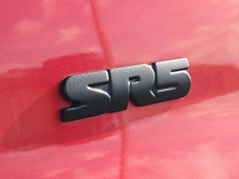 Used 2022 Toyota 4Runner SR5 Premium w/ Moonroof Package RWD image 13