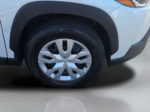 Used 2024 Toyota Corolla Cross L FWD image 27