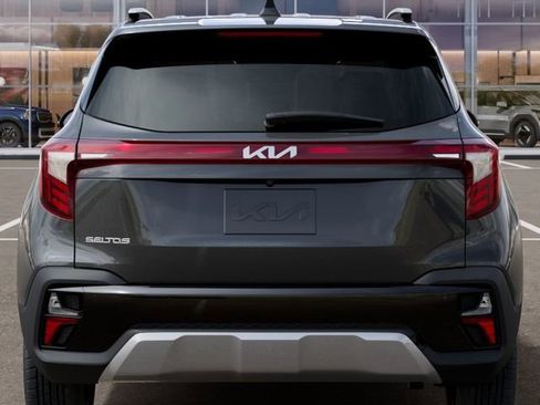 New 2026 Kia Seltos S FWD image 13