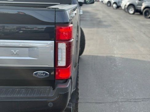Used 2021 Ford F250 Platinum w/ FX4 Off-Road Package image 8