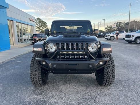 Used 2023 Jeep Gladiator Mojave w/ Trailer Tow Package image 6