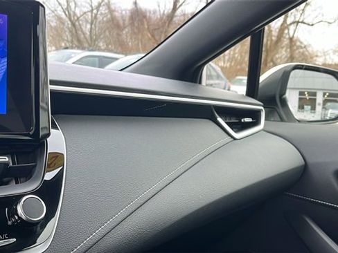 Certified 2024 Toyota Corolla SE image 18