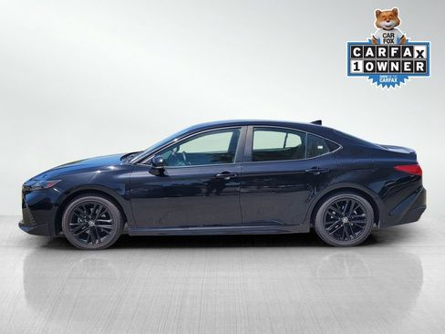 Used 2025 Toyota Camry SE FWD image 7