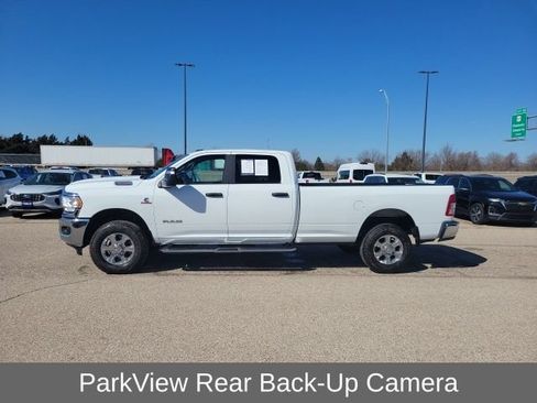 Used 2024 RAM 3500 Big Horn AWD/4WD image 3
