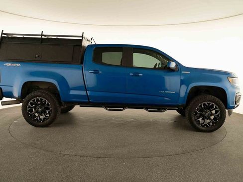 Used 2021 Chevrolet Colorado LT w/ Safety Package image 19