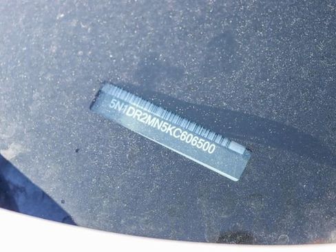 Used 2019 Nissan Pathfinder SV image 13