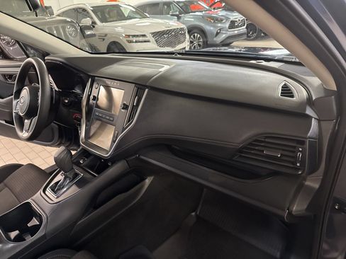 Used 2023 Subaru Outback AWD/4WD image 17