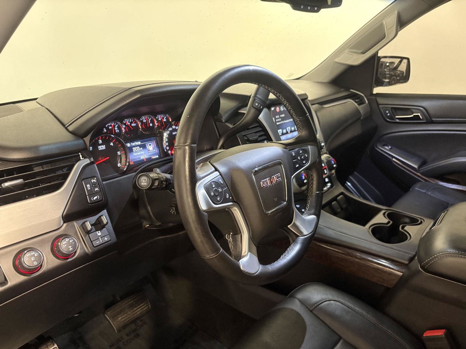Used 2016 GMC Yukon SLT w/ Open Road Package AWD/4WD image 23
