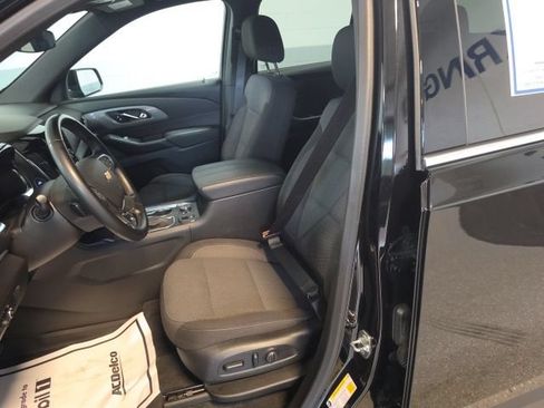 Used 2024 Chevrolet Traverse LT w/ LPO, Floor Liner Package AWD/4WD image 11