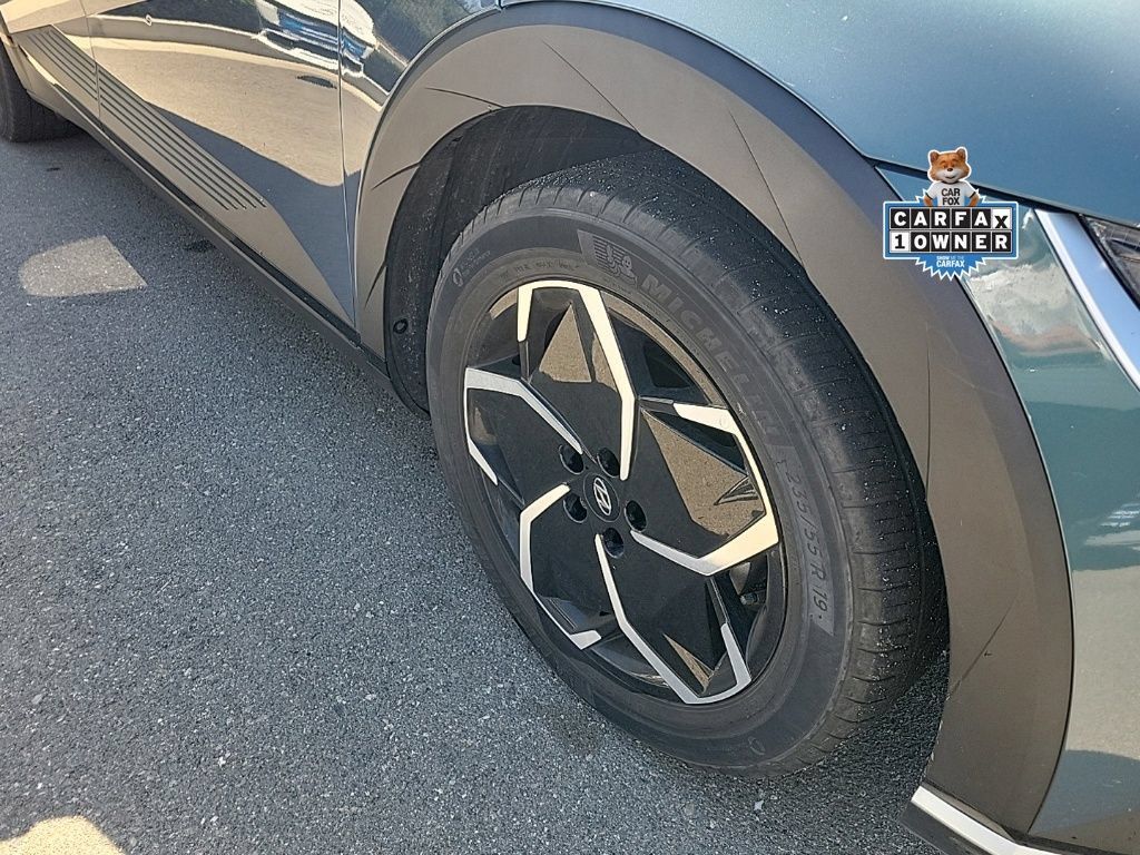 Certified 2024 Hyundai Ioniq 5 SEL RWD image 2