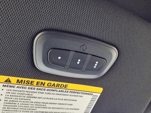 New 2026 Chrysler Pacifica Select FWD image 38