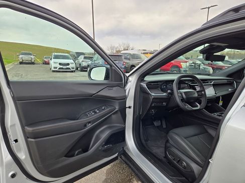 New 2026 Jeep Cherokee Overland image 10