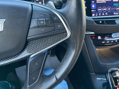 Used 2023 Cadillac XT5 Sportv w/ Technology Package image 26