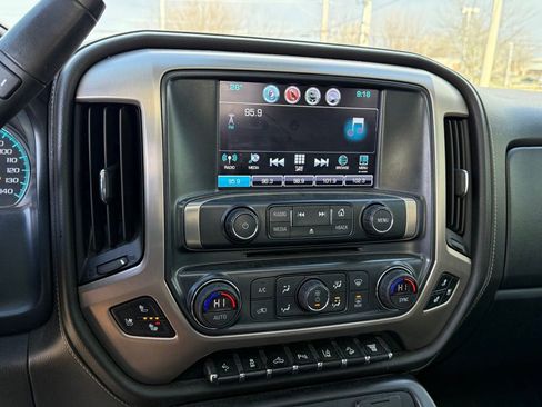 Used 2019 GMC Sierra 2500 Denali w/ Duramax Plus Package image 21