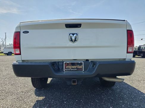 Used 2018 RAM 1500 ST RWD image 7