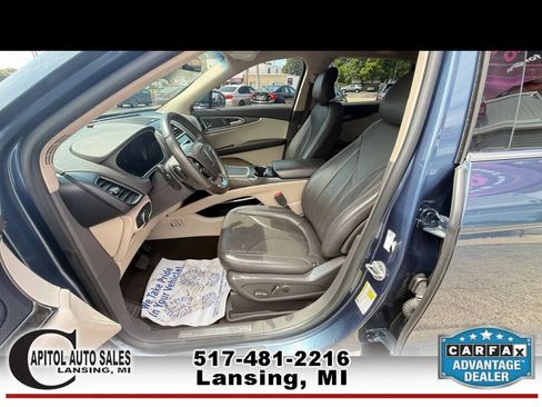 Used 2019 Lincoln Nautilus Reserve AWD/4WD image 13