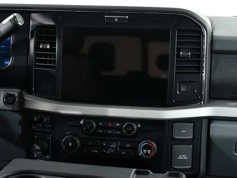 New 2026 Ford F350 XLT w/ XLT Premium Package AWD/4WD image 9