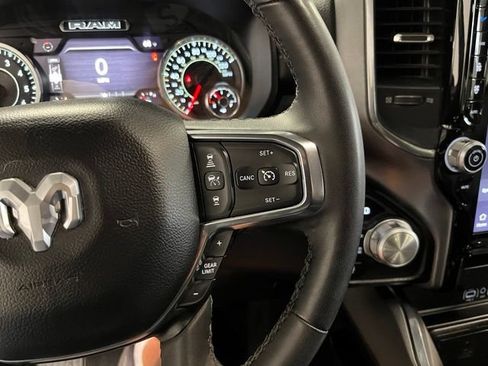Used 2025 RAM 1500 Laramie AWD/4WD image 28