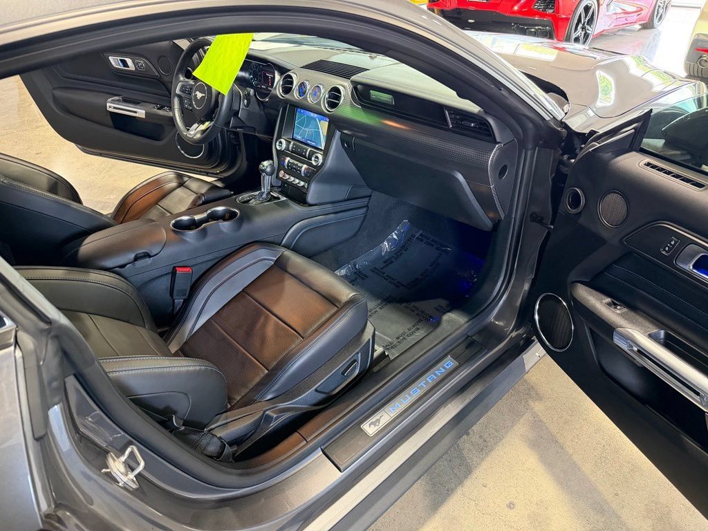 Used 2021 Ford Mustang GT Premium w/ GT Performance Package RWD image 17