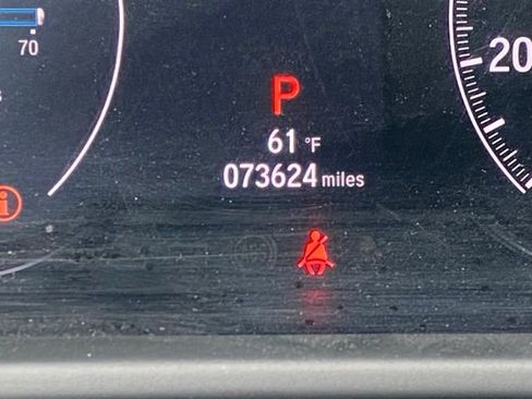 Used 2018 Honda Accord EX image 24