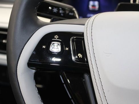 New 2026 Lincoln Aviator 2WD w/ Jet Appearance Package image 38