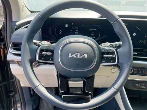 New 2026 Kia Carnival SX w/ SX Dark Edition Package image 41