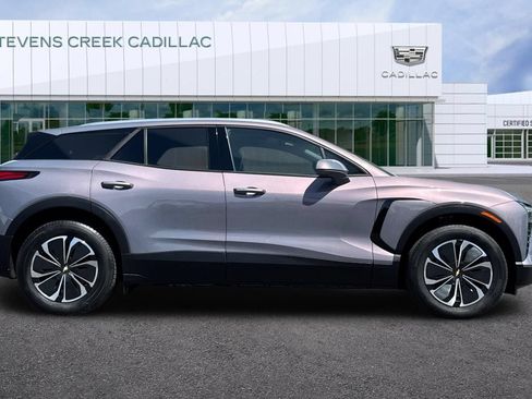 Used 2024 Chevrolet Blazer EV LT AWD/4WD image 2