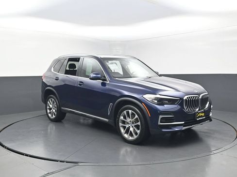 Used 2022 BMW X5 xDrive40i AWD/4WD image 8