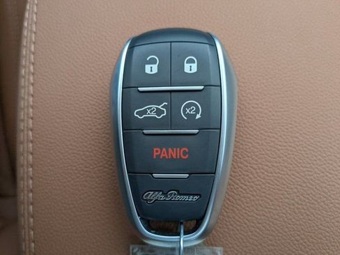 Used 2022 Alfa Romeo Giulia Ti w/ Active Assist Plus Package image 31