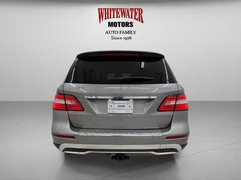 Used 2014 Mercedes-Benz ML 350 BlueTEC 4MATIC w/ Premium 1 Package image 3