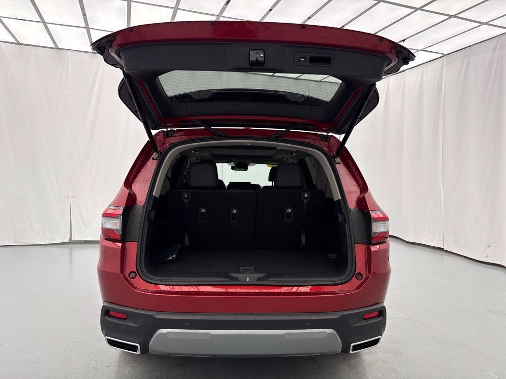 New 2026 Honda Pilot Touring image 11