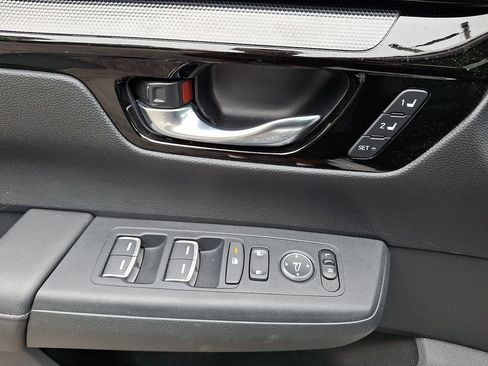 Used 2025 Honda CR-V EX-L image 14
