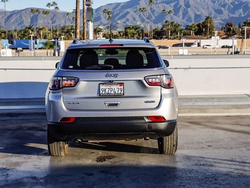 Certified 2023 Jeep Compass Latitude image 7