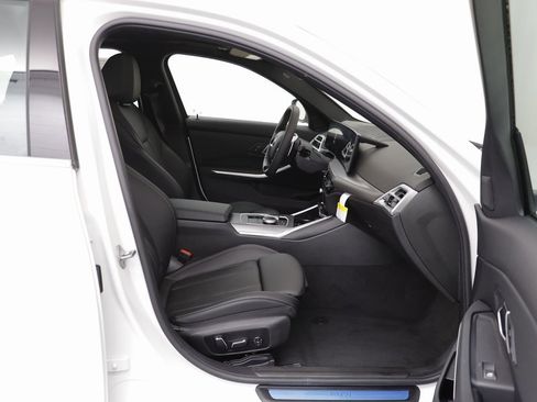 New 2026 BMW 330i xDrive 330i xDrive w/ Convenience Package image 18