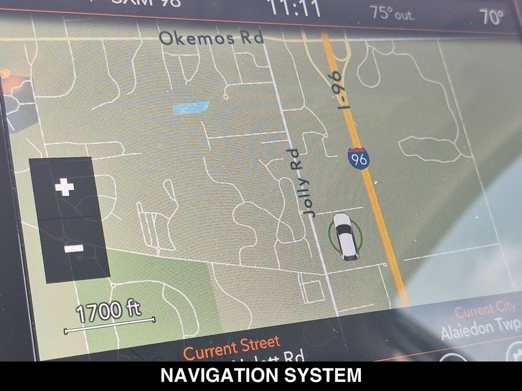 Used 2021 Jeep Grand Cherokee Summit AWD/4WD image 5