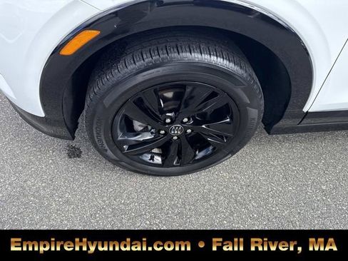 Used 2024 Buick Encore GX Sport Touring AWD/4WD image 10