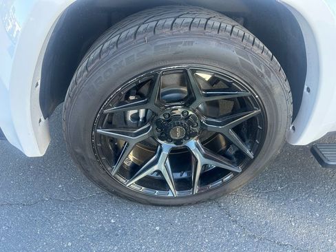 New 2025 RAM 1500 Big Horn image 10