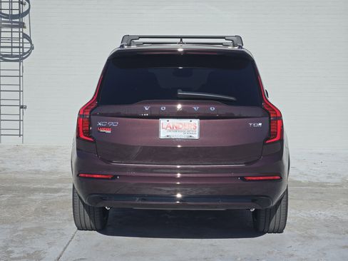 Used 2026 Volvo XC90 T8 Ultra image 7