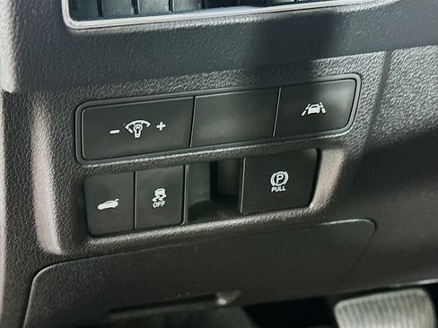 Used 2023 Hyundai Sonata SEL w/ Preferred Accessory Package image 17