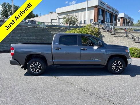 Used 2021 Toyota Tundra SR5 AWD/4WD image 3