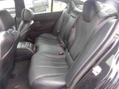 Used 2015 BMW 640i Gran Coupe xDrive image 12