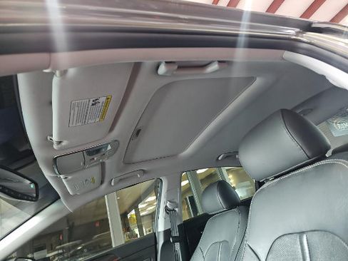 Used 2018 Hyundai Sonata Limited FWD image 7