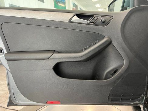 Used 2017 Volkswagen Jetta S FWD image 12