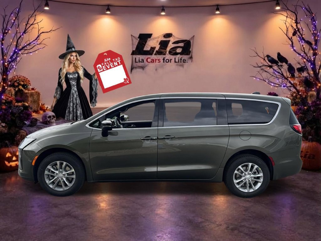 New 2027 Chrysler Pacifica Select AWD/4WD image 7