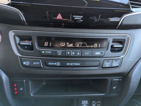 Certified 2023 Honda Passport TrailSport image 22