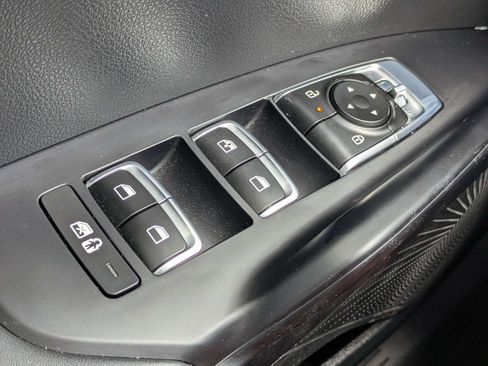 Used 2025 Kia K5 LXS FWD image 12