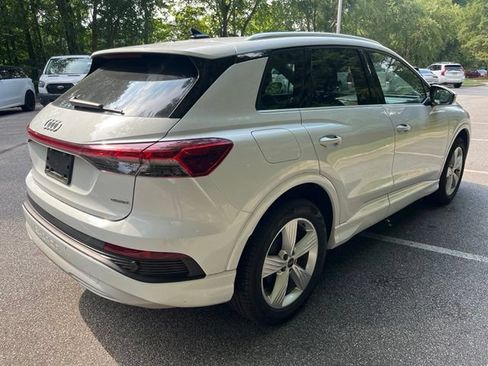 Used 2022 Audi Q4 e-tron Prestige AWD/4WD image 9
