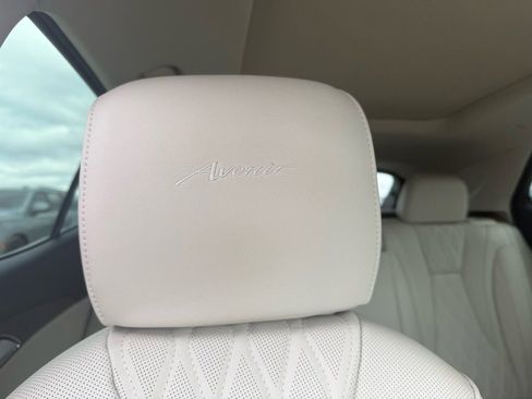 Used 2023 Buick Envision Avenir image 33